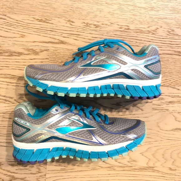 Brooks Shoes - Brooks Adrenaline 16 Running Shoe Brooks Shoes - Brooks Adrenaline 16 Running Shoe